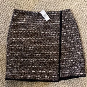 Pretty winter skirt with small fur trim